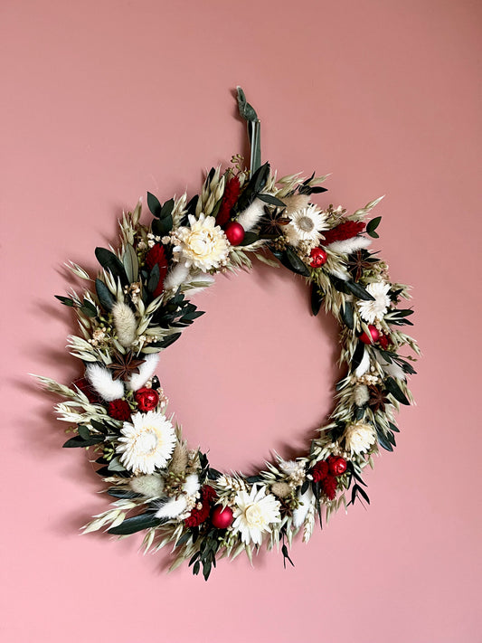 Couronne murale de fleurs séchées sur mesure